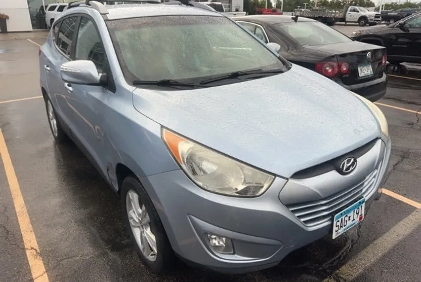 2013 Hyundai Tucson GLS photo 1