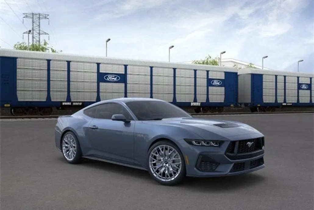2025 Ford Mustang GT Premium photo 1
