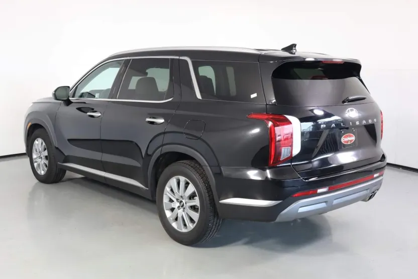 2024 Hyundai Palisade SEL photo 1