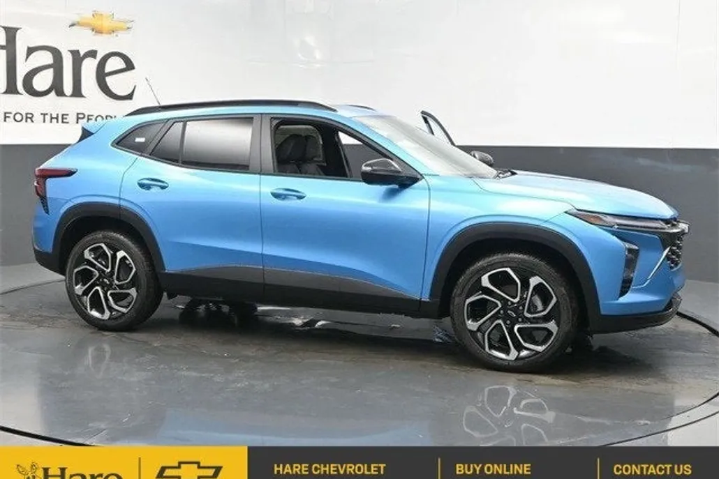 2025 Chevrolet Trax photo 1