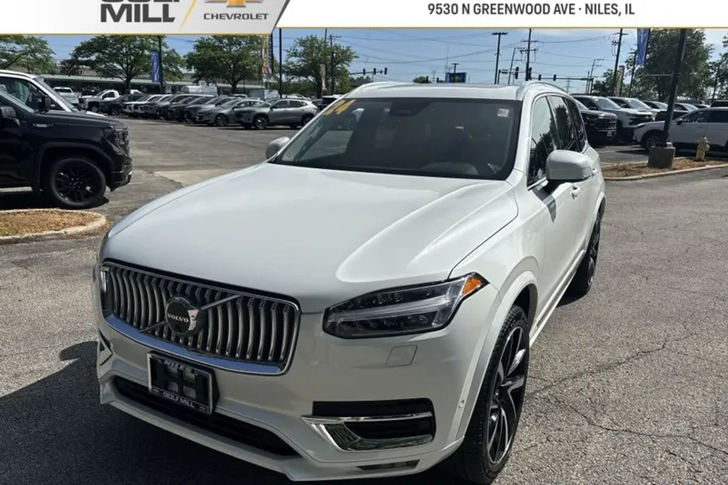 2024 Volvo XC90 AWD Plus photo 1