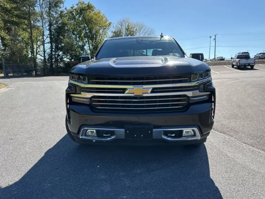 2019 Chevrolet Silverado 1500 High Country photo 1