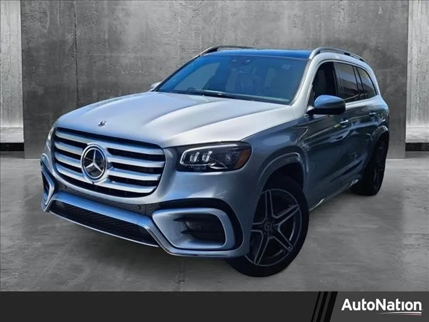 2025 Mercedes Benz GLS 450 4MATIC photo 1