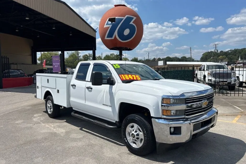 2015 Chevrolet Silverado 2500HD LT photo 1