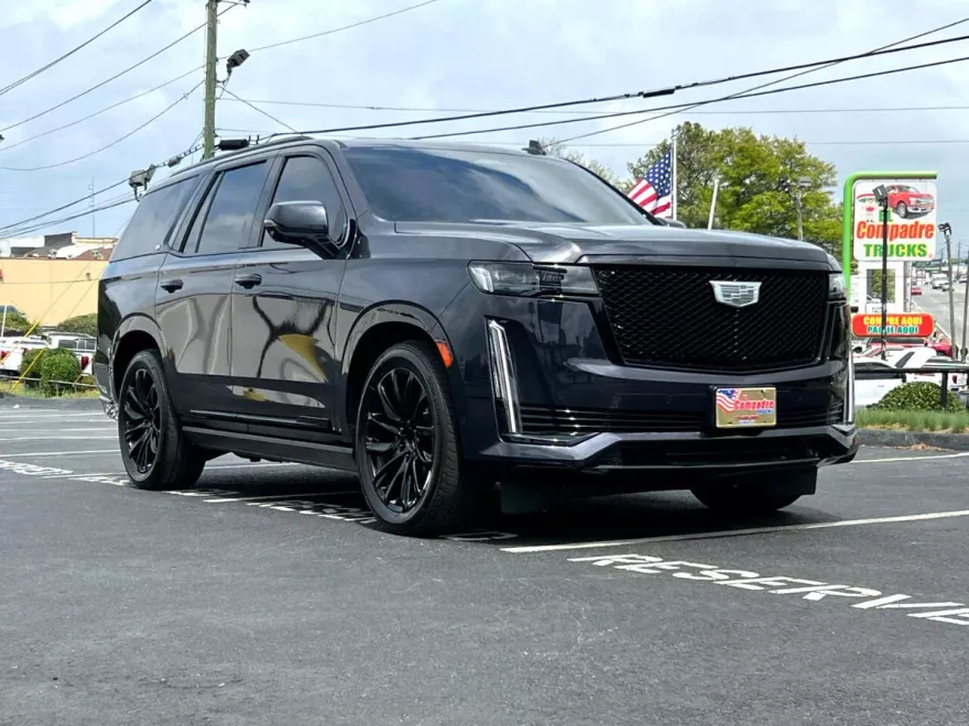 2022 Cadillac Escalade Sport photo 1