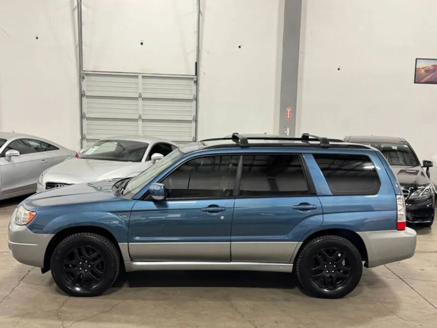 2008 Subaru Forester X photo 1
