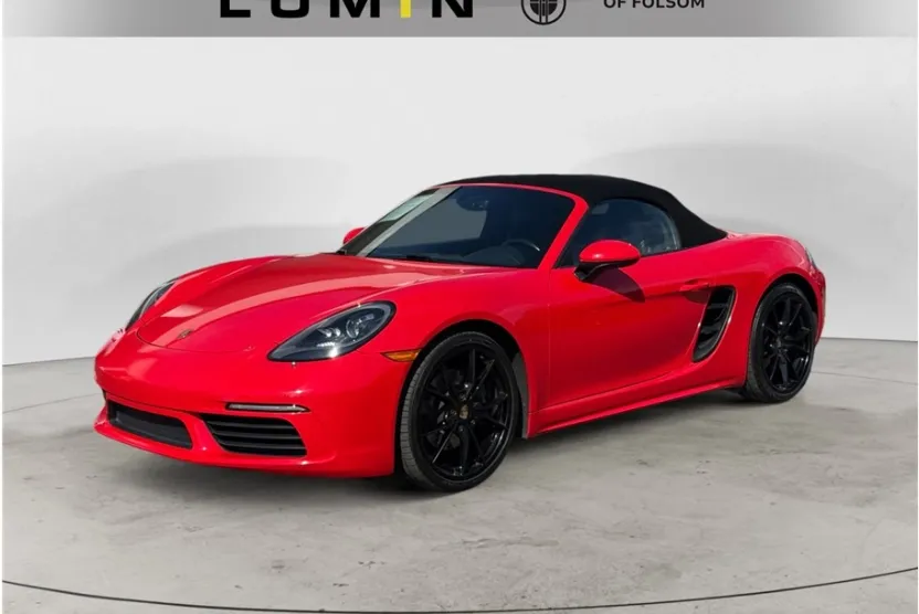 2021 Porsche Boxster photo 1