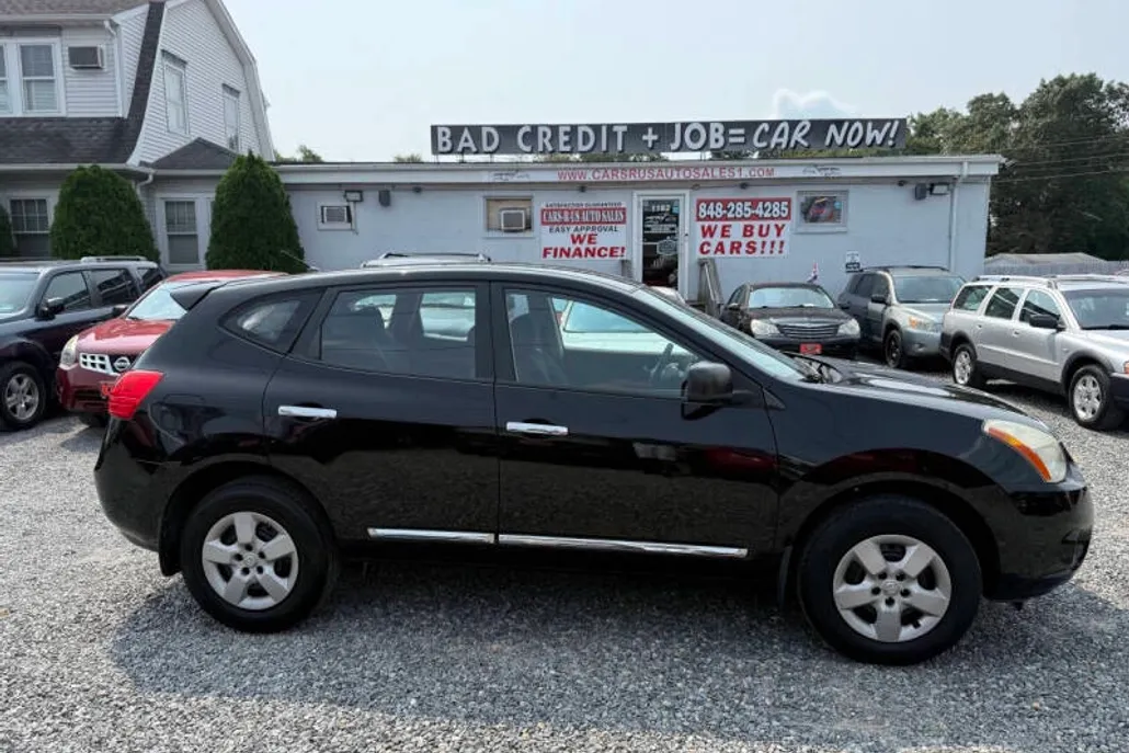 2012 Nissan Rogue SV photo 1