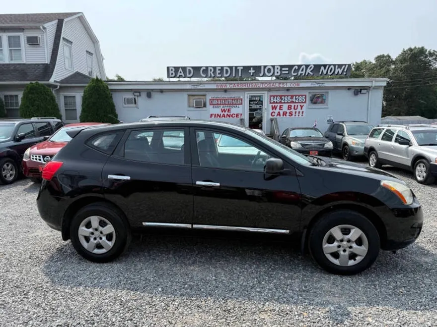 2012 Nissan Rogue SV photo 1