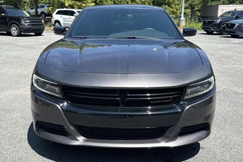 2019 Dodge Charger SXT photo 1