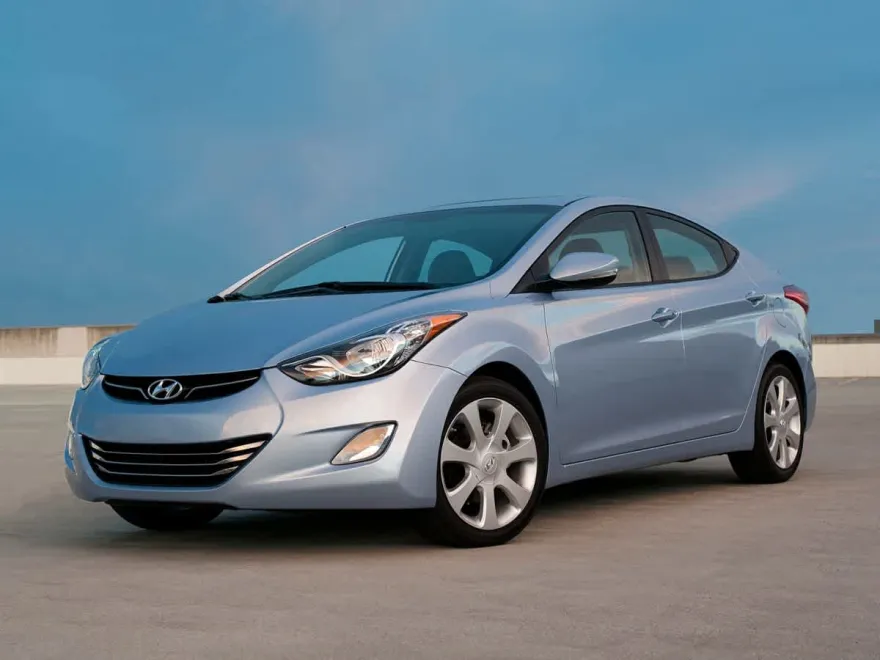 2013 Hyundai Elantra GLS photo 1