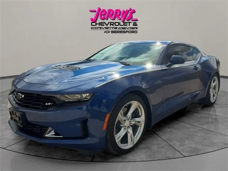 2022 Chevrolet Camaro LT1 photo 1