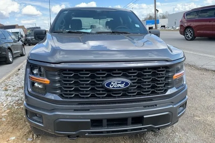 2025 Ford F-150 STX photo 1