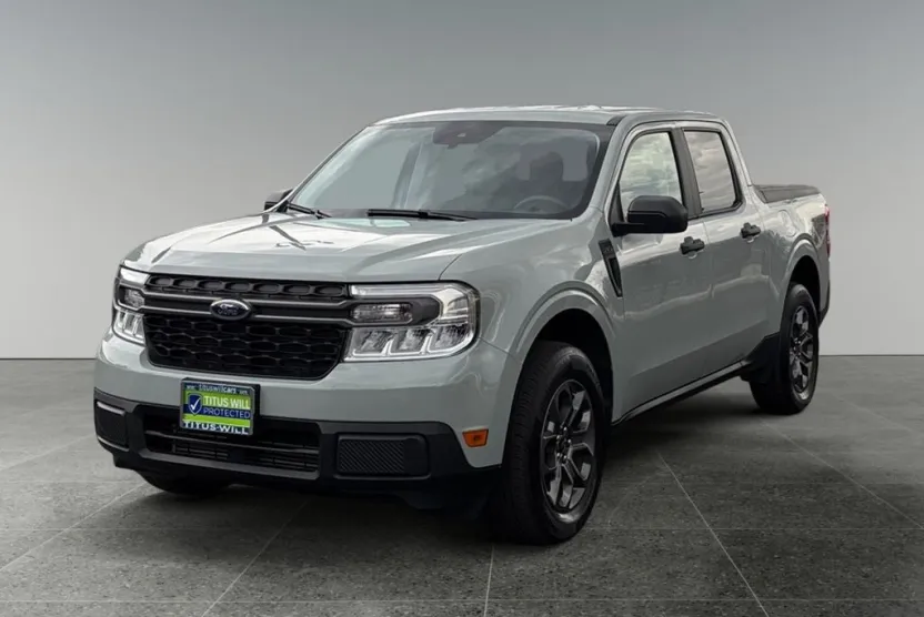 2024 Ford Maverick XLT photo 1