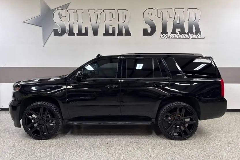 2018 Chevrolet Tahoe LT photo 1