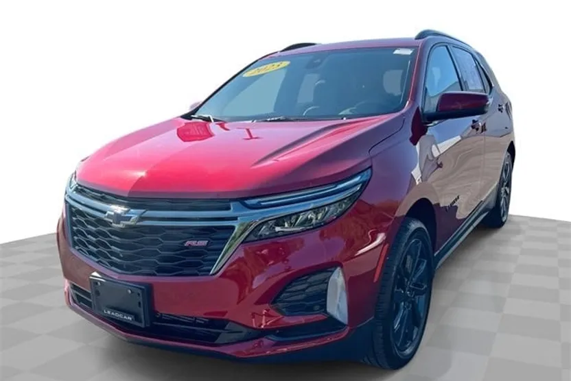 2023 Chevrolet Equinox RS photo 1