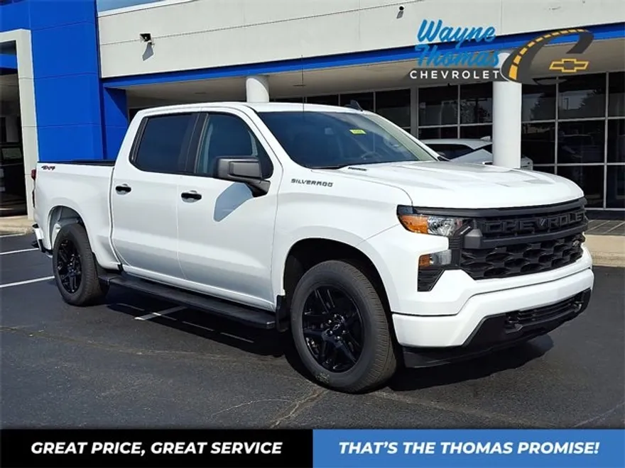 2025 Chevrolet Silverado 1500 Custom photo 1