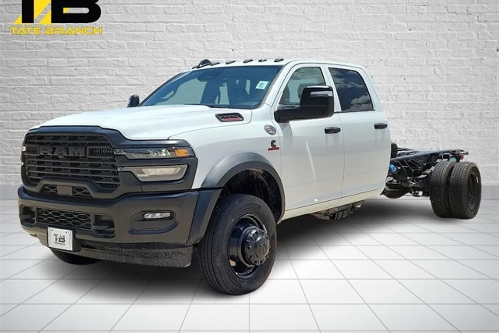 2025 Ram 4500 Tradesman photo 1