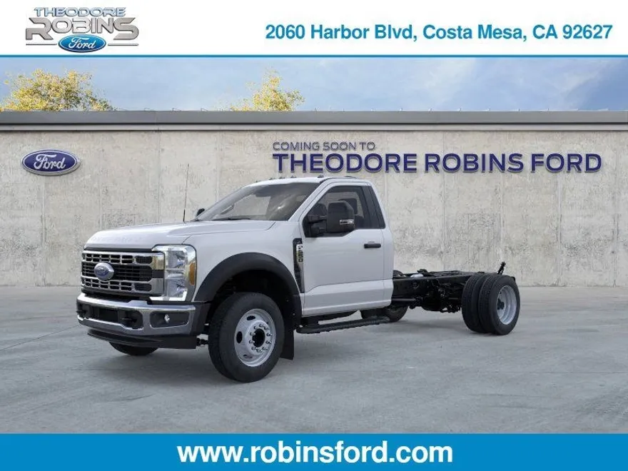 2026 Ford F-550 photo 1