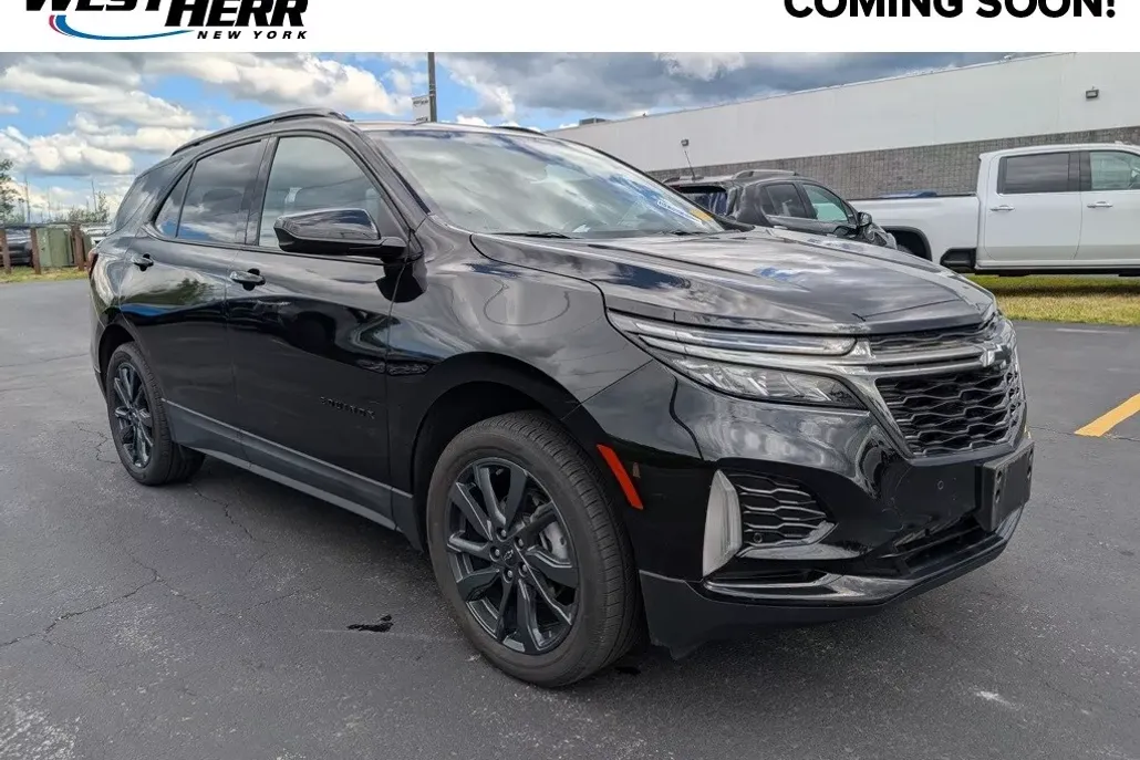2023 Chevrolet Equinox RS photo 1