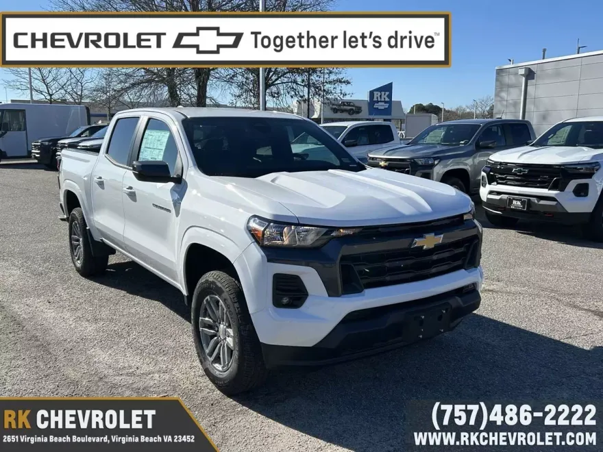 2024 Chevrolet Colorado LT photo 1