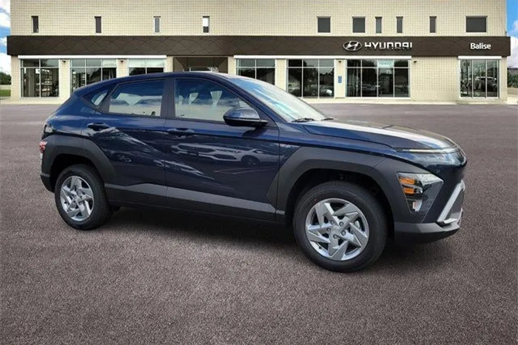 2026 Hyundai Kona SE photo 1