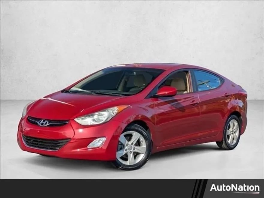 2013 Hyundai Elantra GLS photo 1