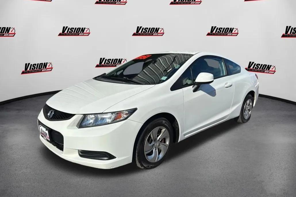 2013 Honda Civic LX photo 1