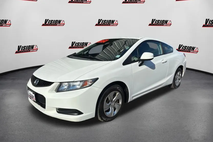2013 Honda Civic LX photo 1