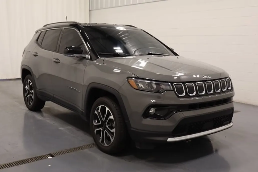 2022 Jeep Compass Limited photo 1