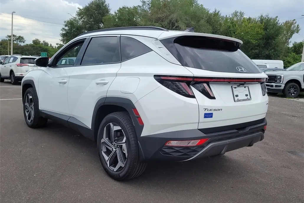 2024 Hyundai Tucson Limited photo 1