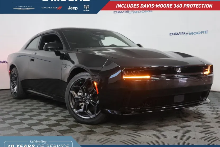 2025 Dodge Charger R/T photo 1