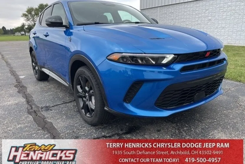 2024 Dodge Hornet R/T photo 1