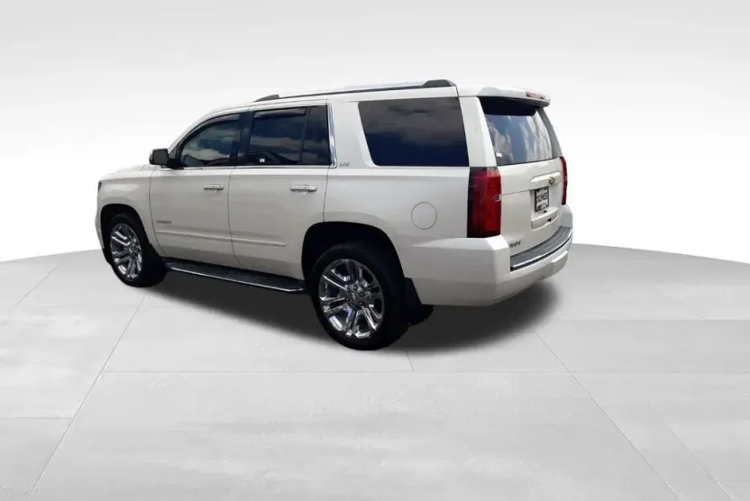 2015 Chevrolet Tahoe LTZ photo 1
