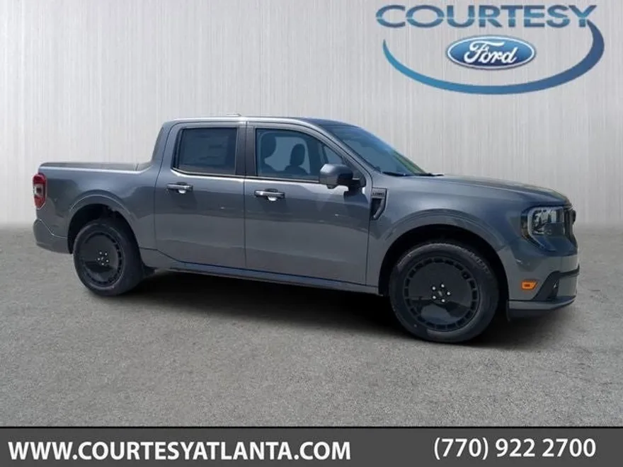 2025 Ford Maverick photo 1