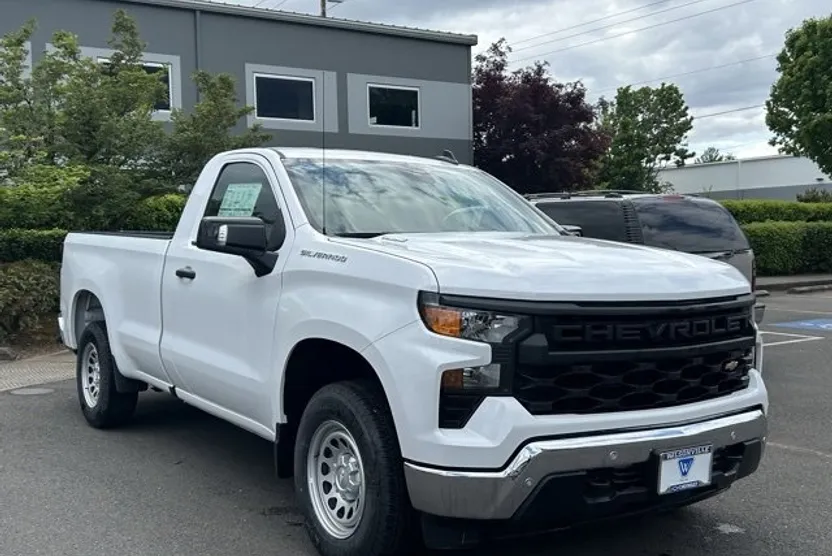 2024 Chevrolet Silverado 1500 photo 1