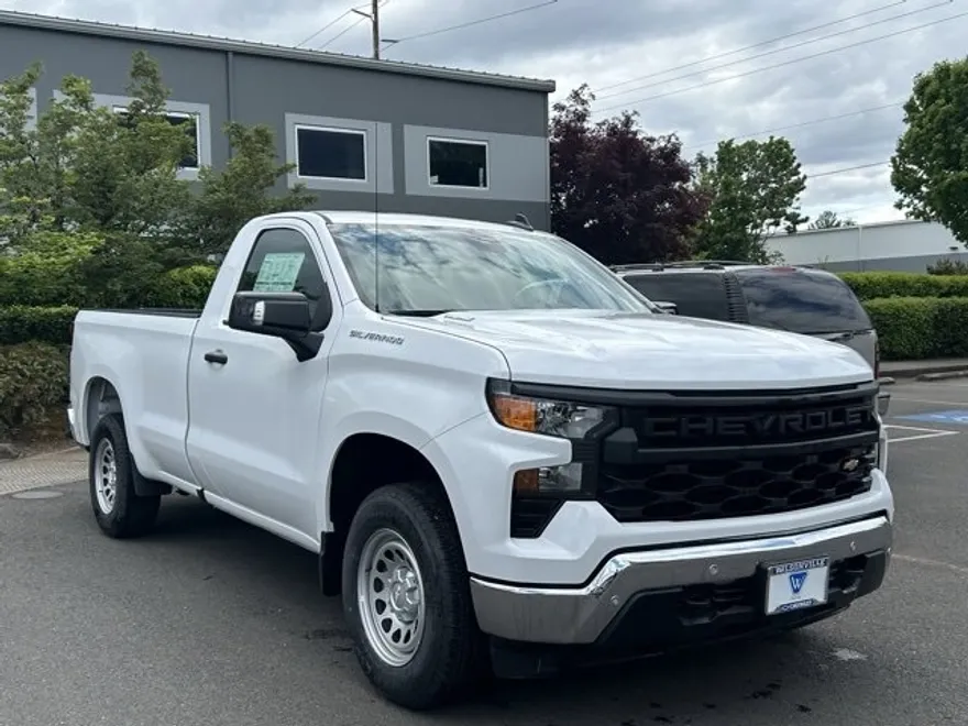 2024 Chevrolet Silverado 1500 photo 1