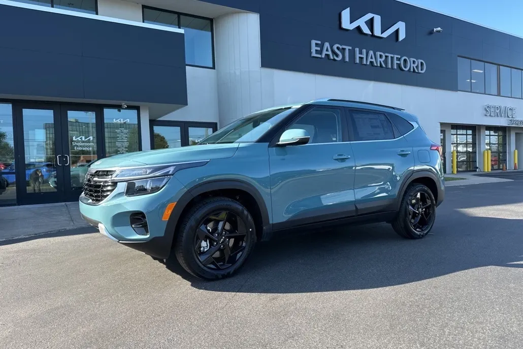 2026 Kia Seltos EX photo 1