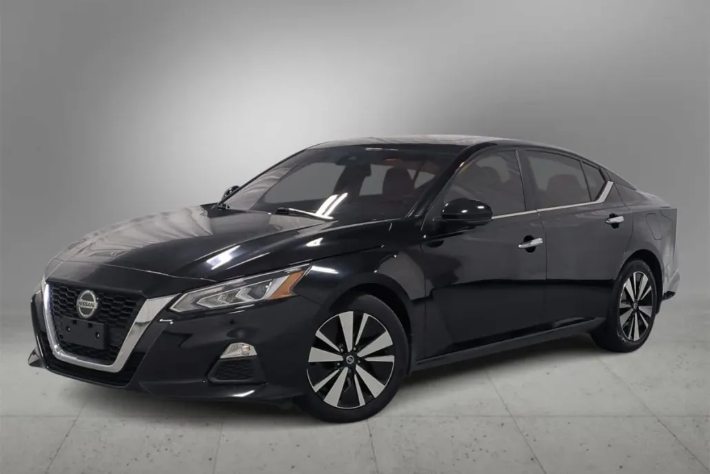 2022 Nissan Altima 2.5 SV photo 1