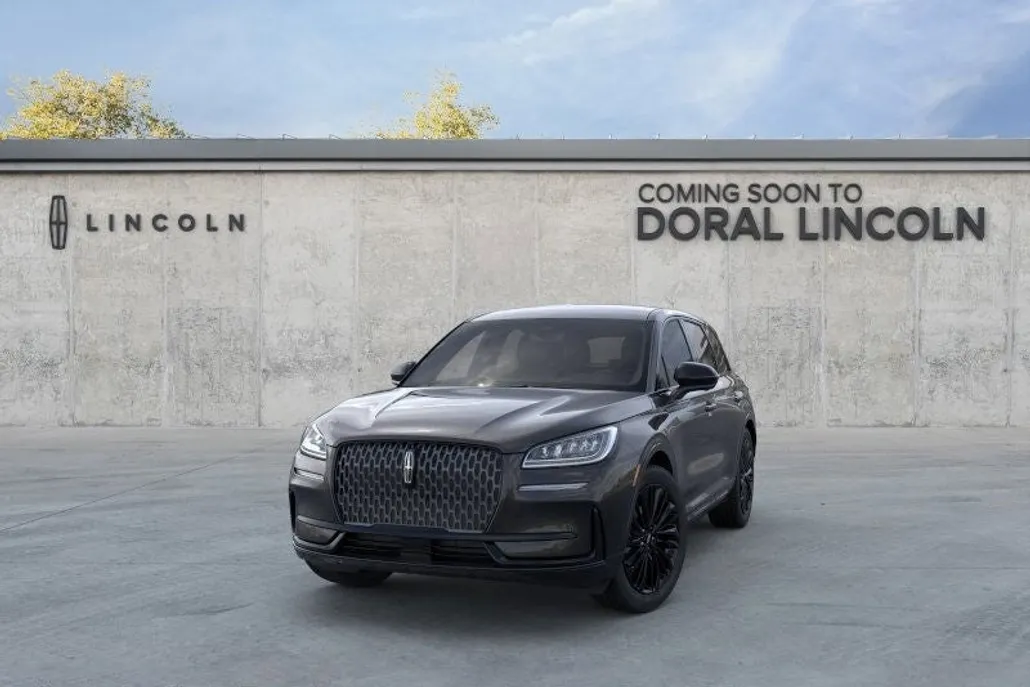 2025 Lincoln Corsair Premiere photo 1