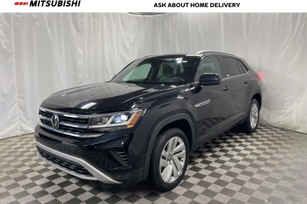 2021 Volkswagen Atlas Cross Sport V6 SE Technology photo 1