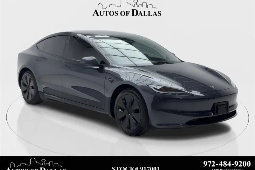 2025 Tesla Model 3 Long Range photo 1