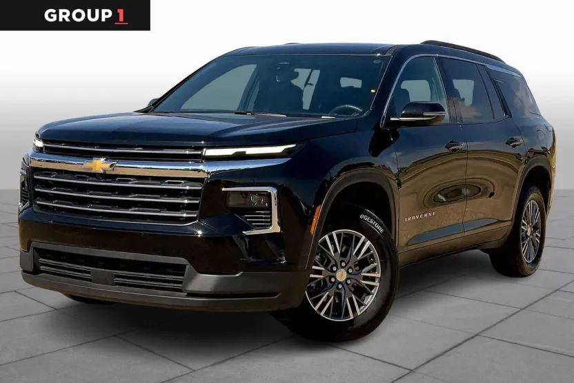 2025 Chevrolet Traverse photo 1