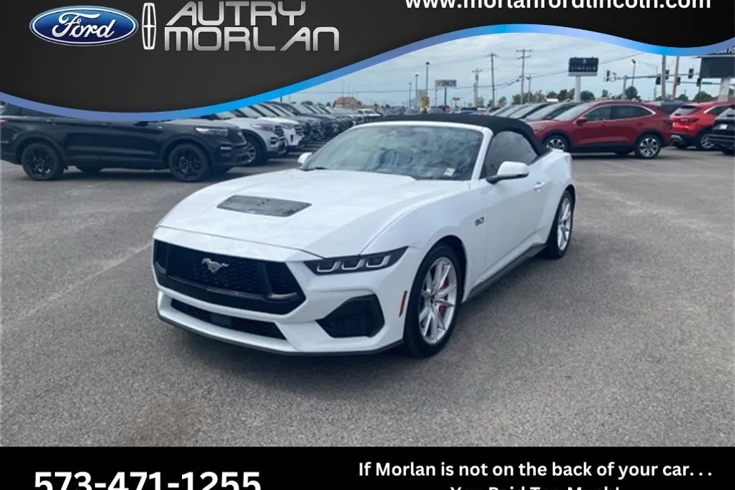 2024 Ford Mustang GT photo 1