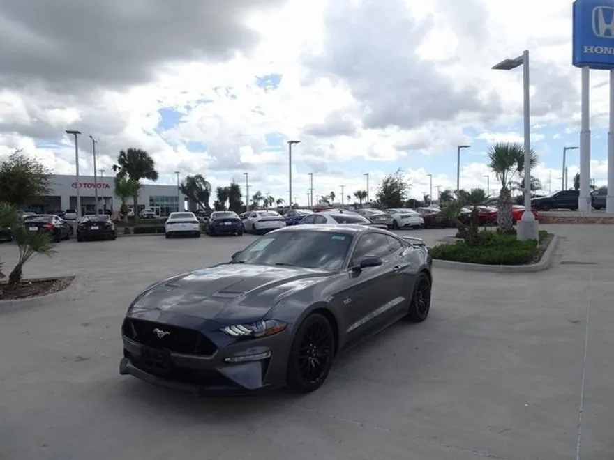 2022 Ford Mustang GT Premium photo 1