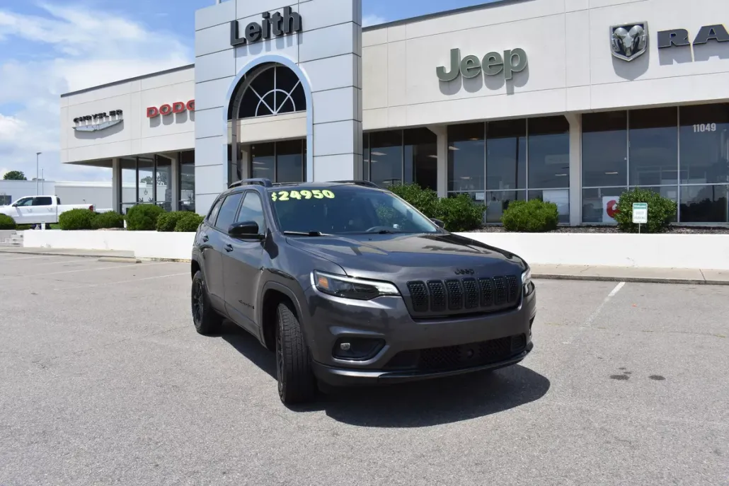 2023 Jeep Cherokee Altitude Lux photo 1