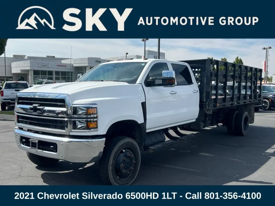 2021 Chevrolet Silverado 6500HD LT photo 1