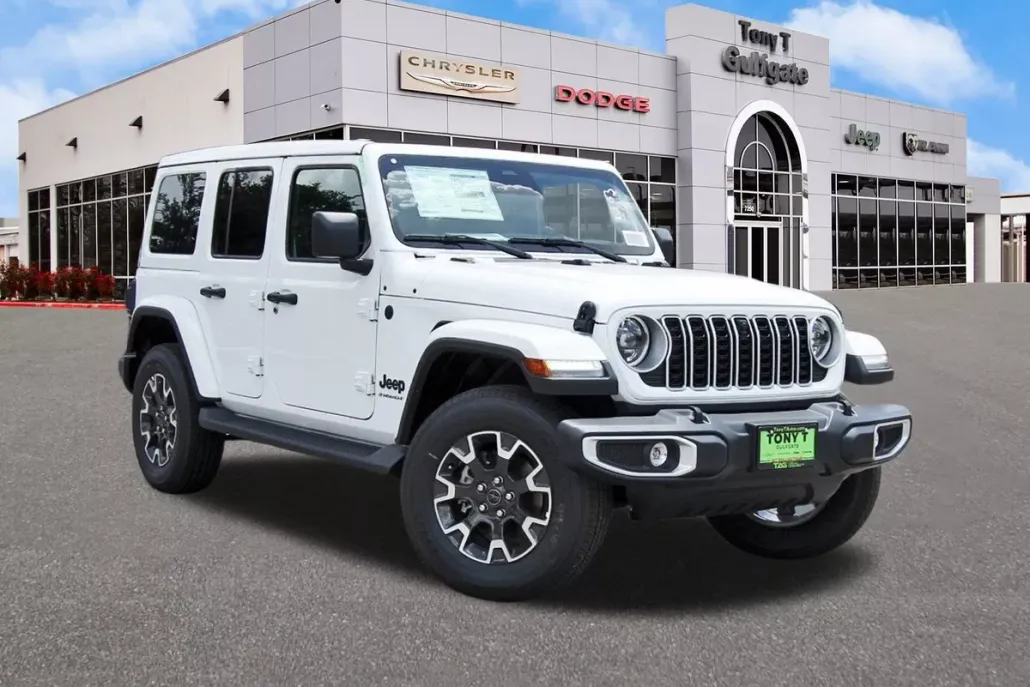 2025 Jeep Wrangler Sahara photo 1