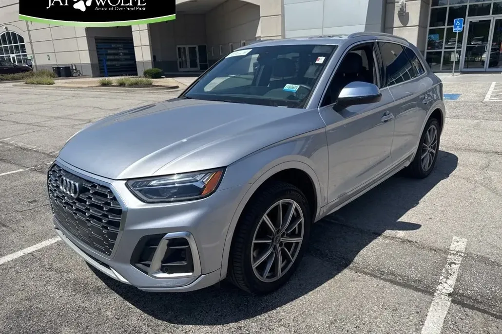 2022 Audi SQ5 Premium Plus photo 1