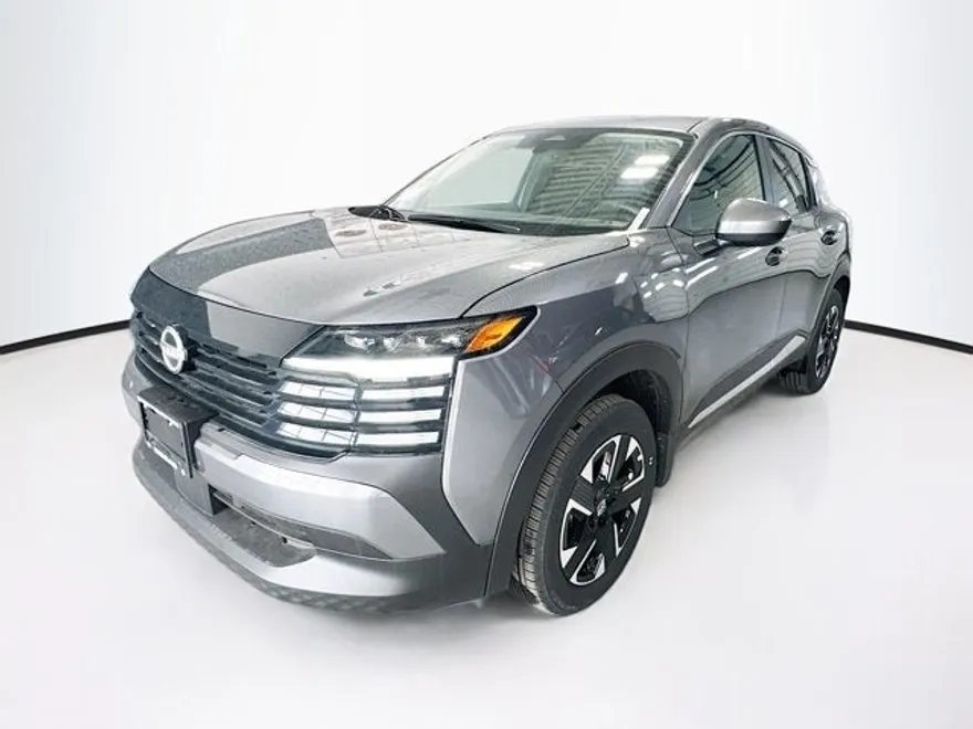 2025 Nissan Kicks SV photo 1